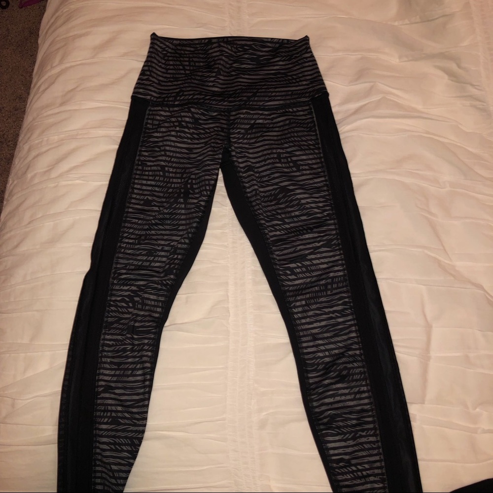 LULULEMON LEGGINGS